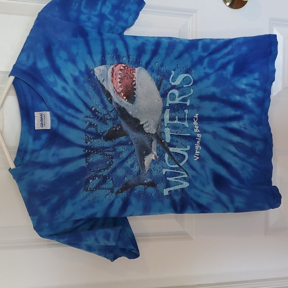 Shirt 😀 3 for $10